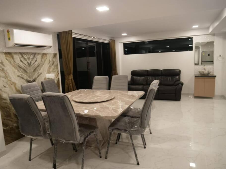 Stayhaven Starmount 4Bhk & Pool Bombaim Exterior foto
