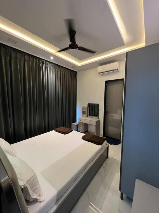 Stayhaven Starmount 4Bhk & Pool Bombaim Exterior foto